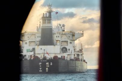 Çin, çok sayıda savaş gemisini denizlere yığmaya başladı