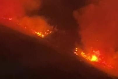 Dava nedeniyle kapatılan yoldan geçemeyen itfaiye yangına ulaşmakta güçlük çekti