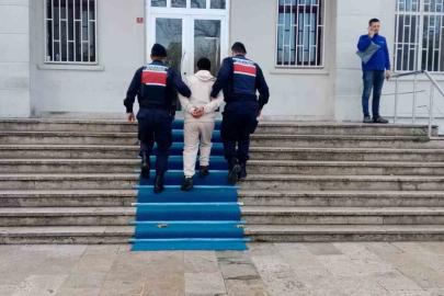 Edirne’de 9 yıl kesinleşmiş hapis cezasıyla aranan firari hükümlü tutuklandı