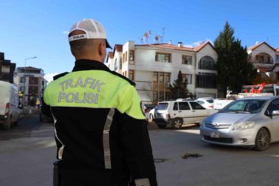 Elazığ’da yoğun bölgelerde trafik denetimi