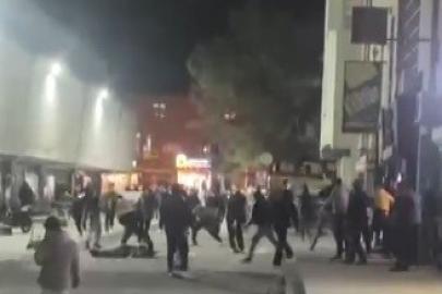 Erzincan’da meydan muharebesini aratmayan kavga: Tabureler havada uçuştu