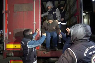 Erzurum’da yılbaşı öncesi polis, asayiş uygulamalarına start verdi