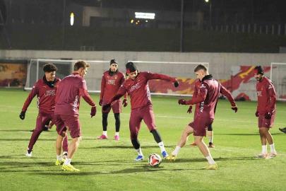 Galatasaray, Trabzonspor maçı hazırlıklarına başladı