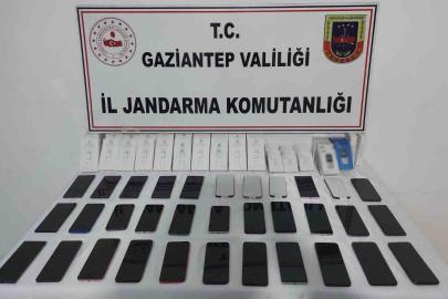 Gaziantep’te 800 bin TL değerinde  kaçak telefon ele geçirildi