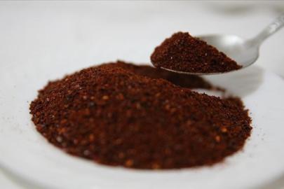 Gıda listesine yeni hileler katıldı: Baharat yerine boya, köfteye ve sucuğa kanatlı eti