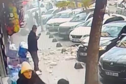 Güngören’de 5 katlı binada balkon çöktü, yayalar son anda kurtuldu