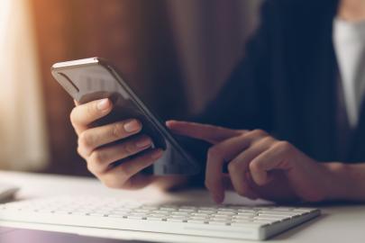 Hindistan’dan tüm telefonlara kaldırılamayan devlet uygulaması