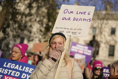 Hollanda mahkemesi, ötanazi kısıtlamalarının yasal olduğuna karar verdi