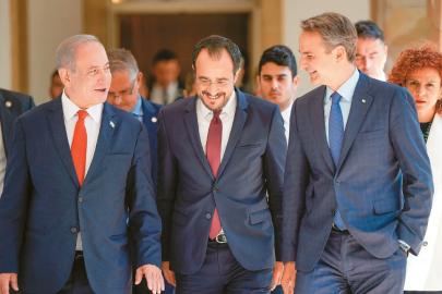 İsrail, Yunanistan ve GKRY’den ortak bildiri: "Güvenlik, savunma ve askeri konularda üçlü iş birliği güçlendirilecek"