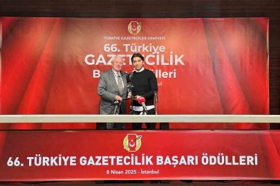 İstanbul Cumhuriyet Başsavcılığı tarafından yürütülen soruşturmalar kapsamında gazeteci Emrullah Erdinç gözaltına alındı.