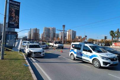 İzmir’de alkollü sürücünün çarptığı yaşlı kadın hayatını kaybetti