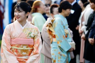 Japon prensesi, kraliyet ailesini yok oluştan kurtarabilir