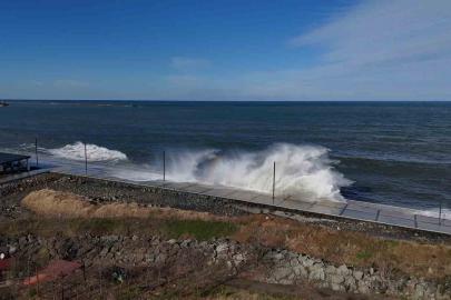 Karadeniz’de dalgalar havadan görüntülendi