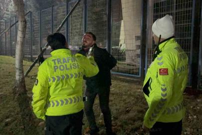 Kayseri’de polisin ‘dur’ ihtarına uymayarak, kaçan alkollü sürücü alkometreyi üflememek için direndi