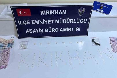 Kırıkhan’da uyuşturucu madde satıcısı tutuklandı