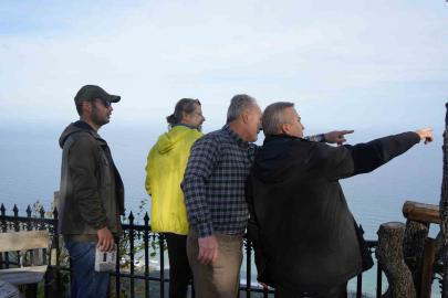 Köylülerin yaptığı teras manzarasıyla ziyaretçileri mest ediyor