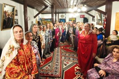 Kütahya’da ’Şalvar Gecesi’yle gelenekler yaşatıldı