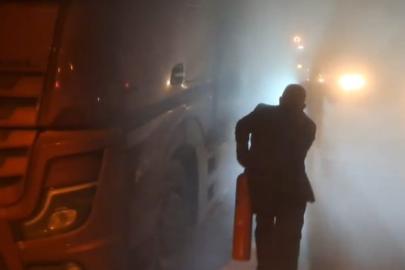 Malatya’da seyir halindeki tır alev aldı