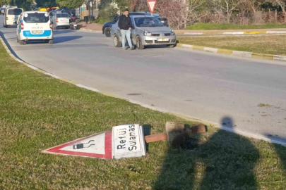 Manavga’ta otomobiller çarpıştı: 1 yaralı