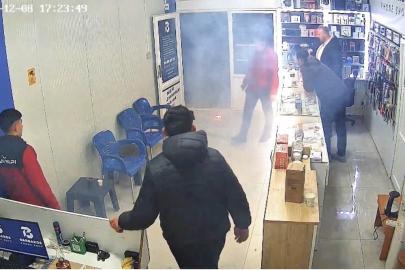 Mardin’de cep telefonu tamir sırasında alev aldı