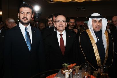 Mehmet Şimşek: Bahreyn'in vizyon 2030 hedeflerini yakından takip ediyoruz