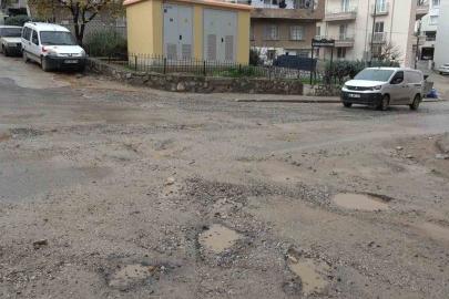 Milas’ta yağış sonrası yollar çamura döndü