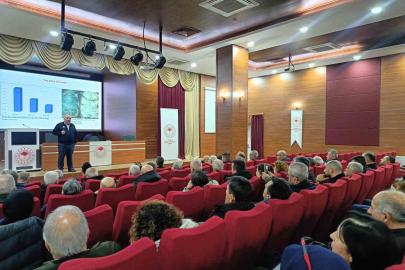 Prof. Dr. Yeninar: "Arı ölümlerinin çoğu kışlamaya bağlı ortaya çıkıyor"