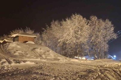 Rize’de beklenen kar yağışı başladı