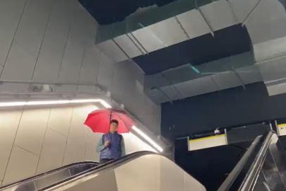 Sağanak yağış İBB’ye bağlı metroda su baskınına neden oldu