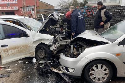 Samsun’da üç aracın karıştığı kaza: 6 yaralı