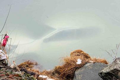 Şırnak’ta köylüler çaya uçan araçtan kurtardıkları 3 yaralıyı evlerinde ağırlayıp, ısınmalarını sağladı