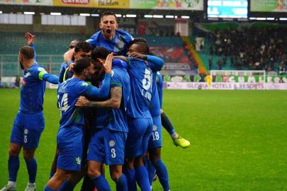 Trendyol Süper Lig: Çaykur Rizespor: 3 - Eyüpspor: 0 (Maç sonucu)