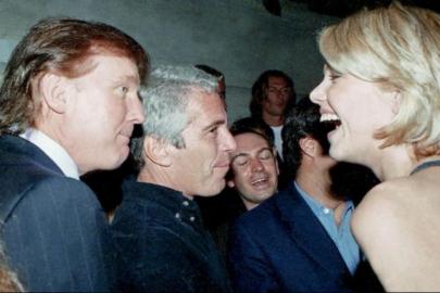Trump sessizliğini bozdu. "Epstein ile bağlarını kesen tek kişi bendim"