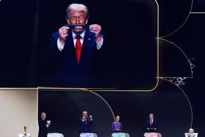  Trump'a "FIFA Barış Ödülü" verildi