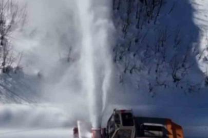 Tunceli’de 76 köy yolu ulaşıma açıldı, 59 köy yolunda çalışmalar devam ediyor