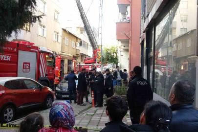 Tuzla’da çatı yangını korkuttu