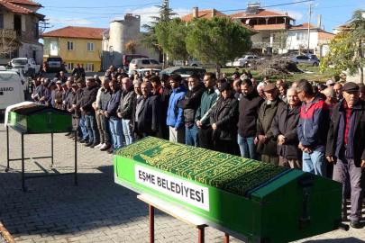 Uşak’ta kazada hayatını kaybeden Dulay çifti defnedildi