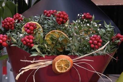 Yılbaşının simgesi 'kokina çiçeği' tezgahlarda