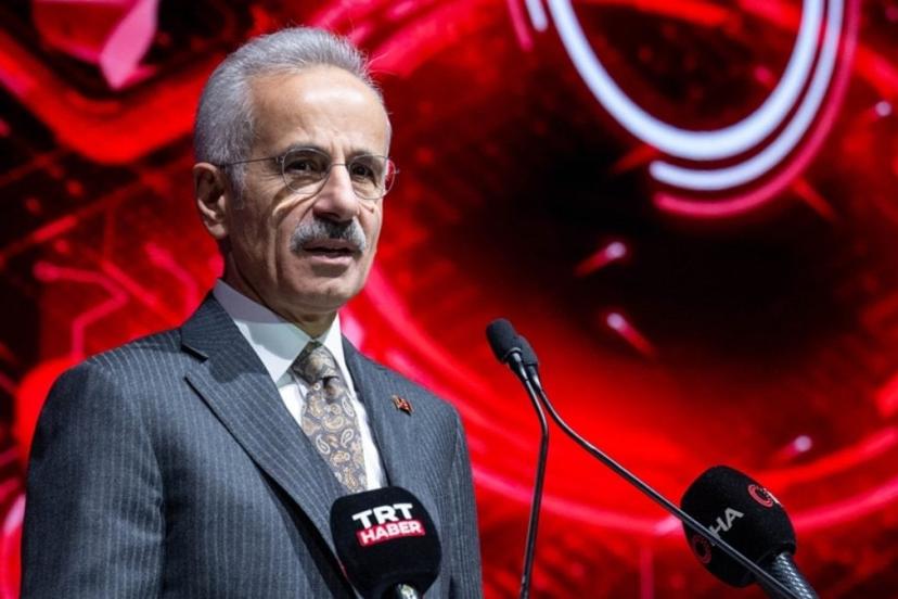 Abdulkadir Uraloğlu: 5G yetkilendirme ihalesiyle 3 milyar 534 milyon dolar gelir elde ettik