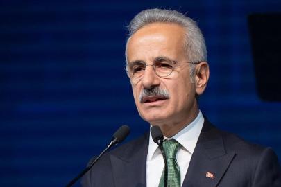 Abdulkadir Uraloğlu: Fiber ağ, Dünya'nın çevresini 16 kez dolaşacak uzunluğa erişti