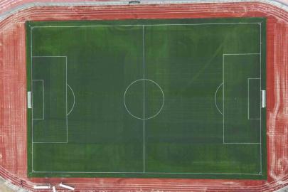 Acıpayam’daki futbolsa sahası FIFA standartlarına getirildi