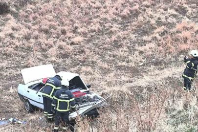 Adıyaman’da otomobil şarampole yuvarlandı: 3 yaralı
