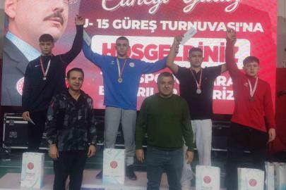 Afyonkarahisarlı sporcudan turnuvada büyük başarı