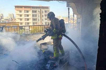 Alevlere teslim olan evinden çıkmak isteyen şahıs yaralandı