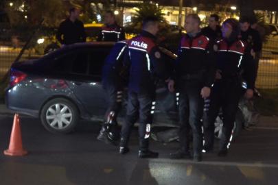 Antalya’da polisten kaçan sürücü kaza yaptı