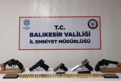 Bandırma Emniyeti’nden güvenlik raporu, 186 ruhsatsız silah ele geçirildi