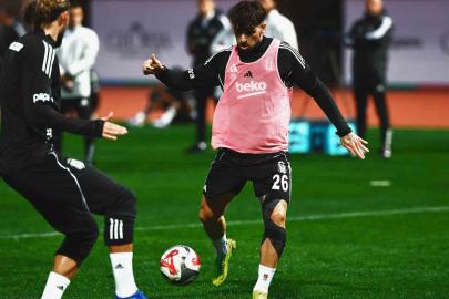 Beşiktaş, günü çift antrenmanla tamamladı