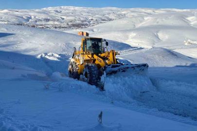 Bingöl’de  161 köy yolu ulaşıma kapandı