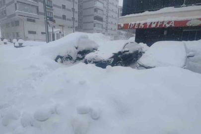 Bitlis’te kuvvetli kar, fırtına ve çığ tehlikesi uyarısı