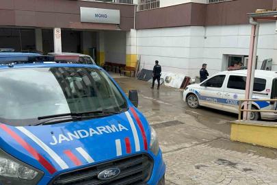 Çatıdan düşen bina yöneticisi hayatını kaybetti